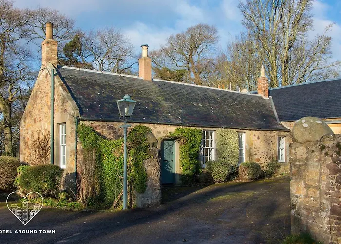 Stunning Stables Cottage In East Lothian Country Estate